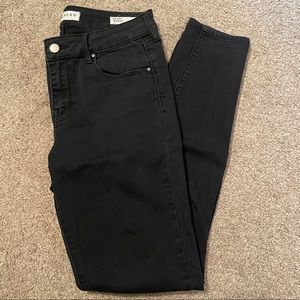 Bullhead skinniest jeans